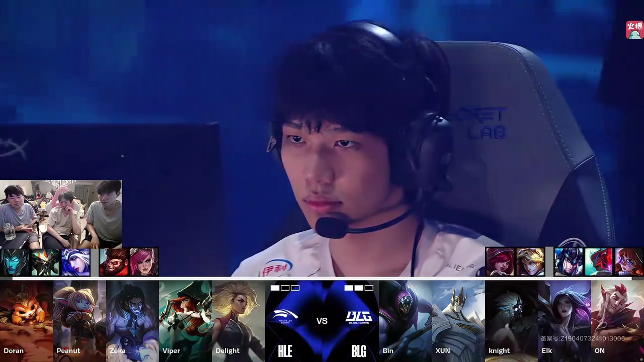 与此同时 与此同时