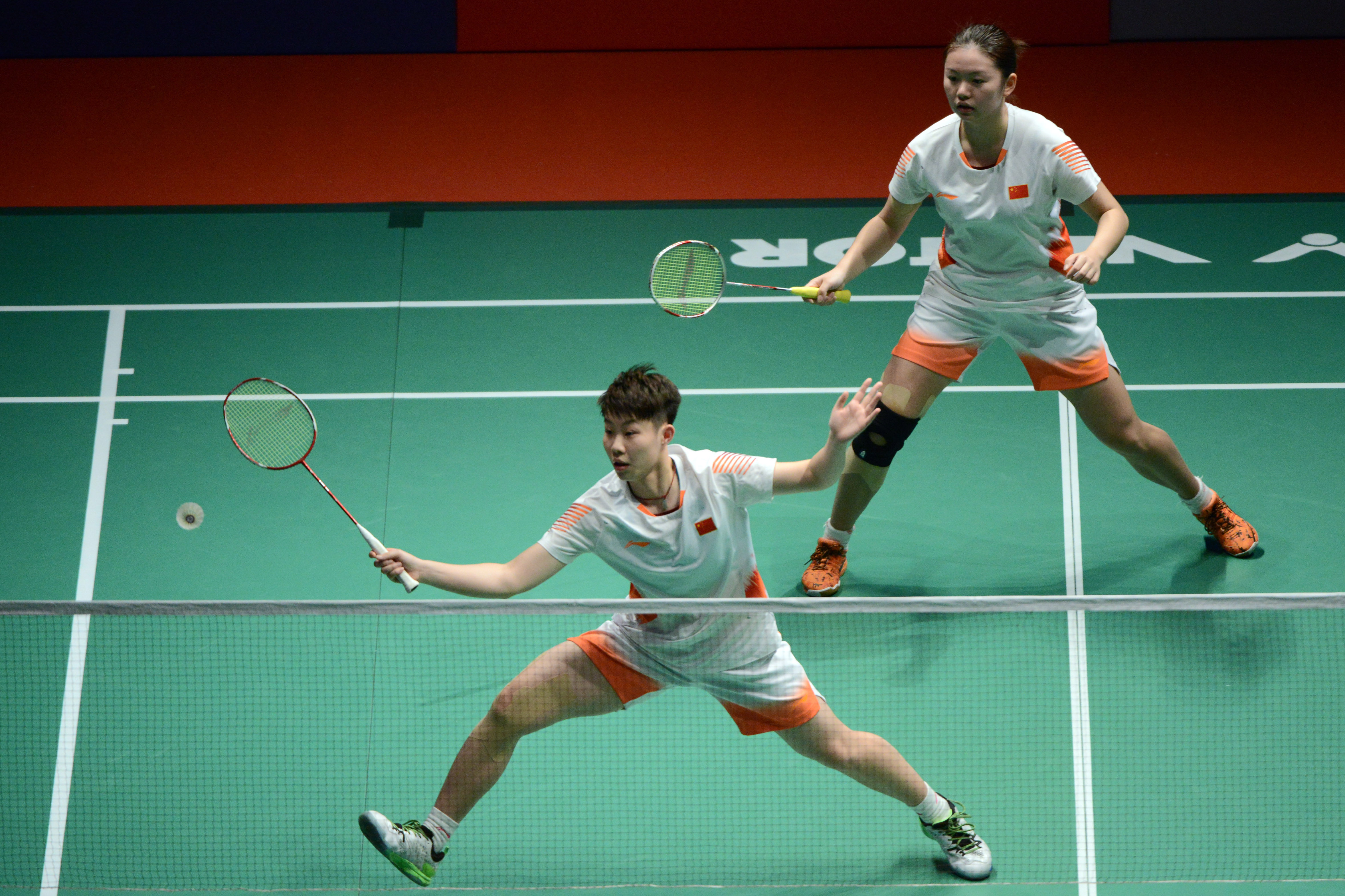 不可避免地 不可避免地