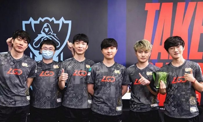 在这样低迷 在这样低迷