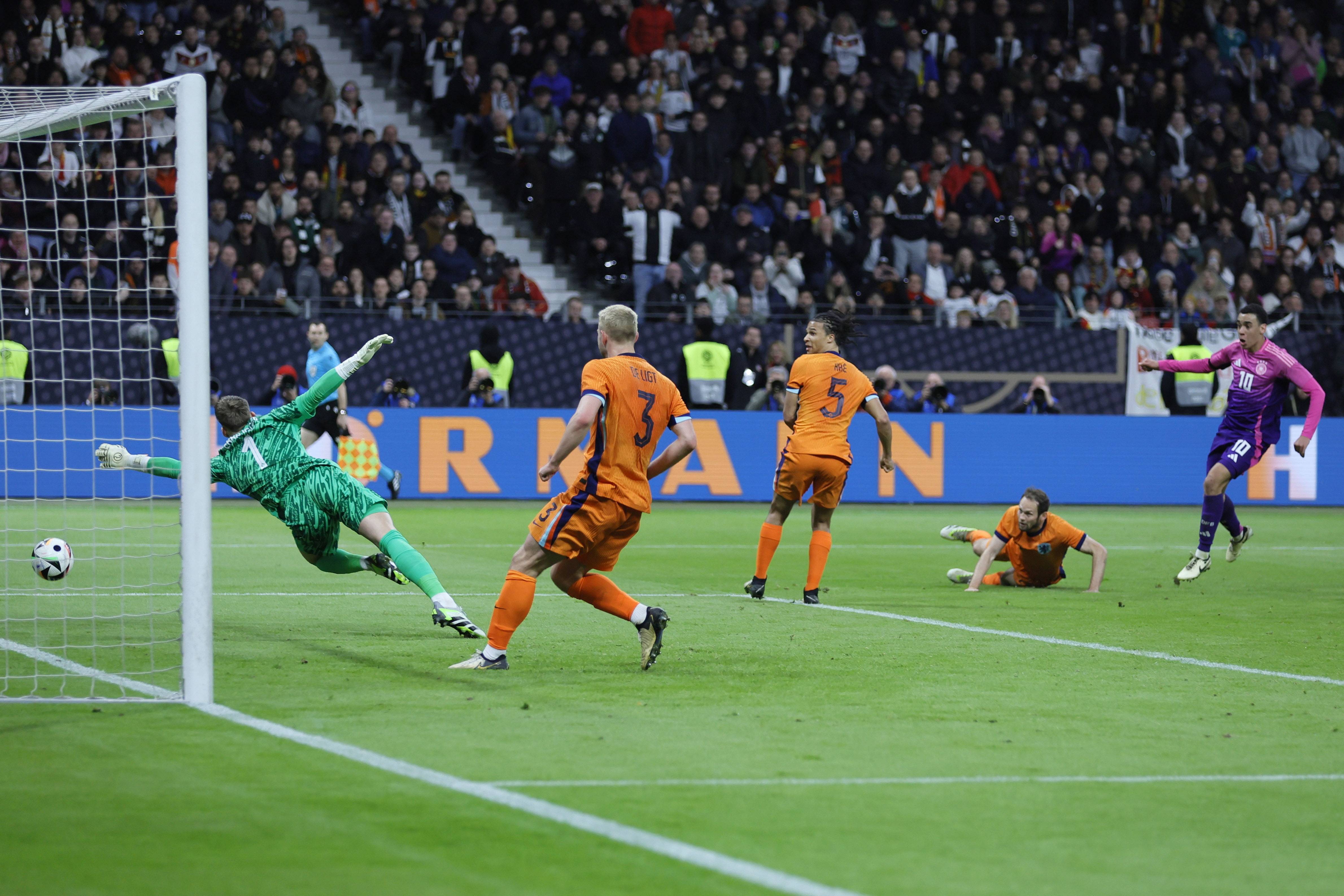 都要求求职 都要求求职