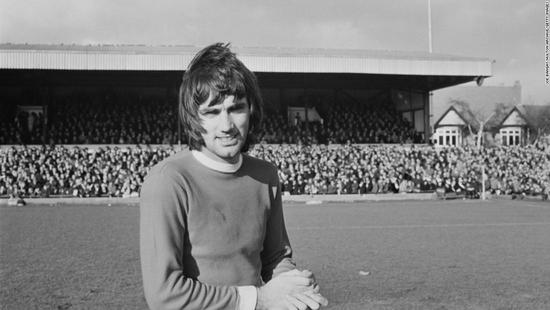 两位球员完 两位球员完