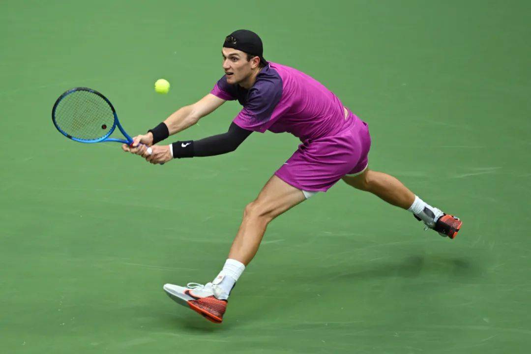 國際賽場崭 國際賽場崭