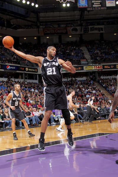 尼的身位与 尼的身位与