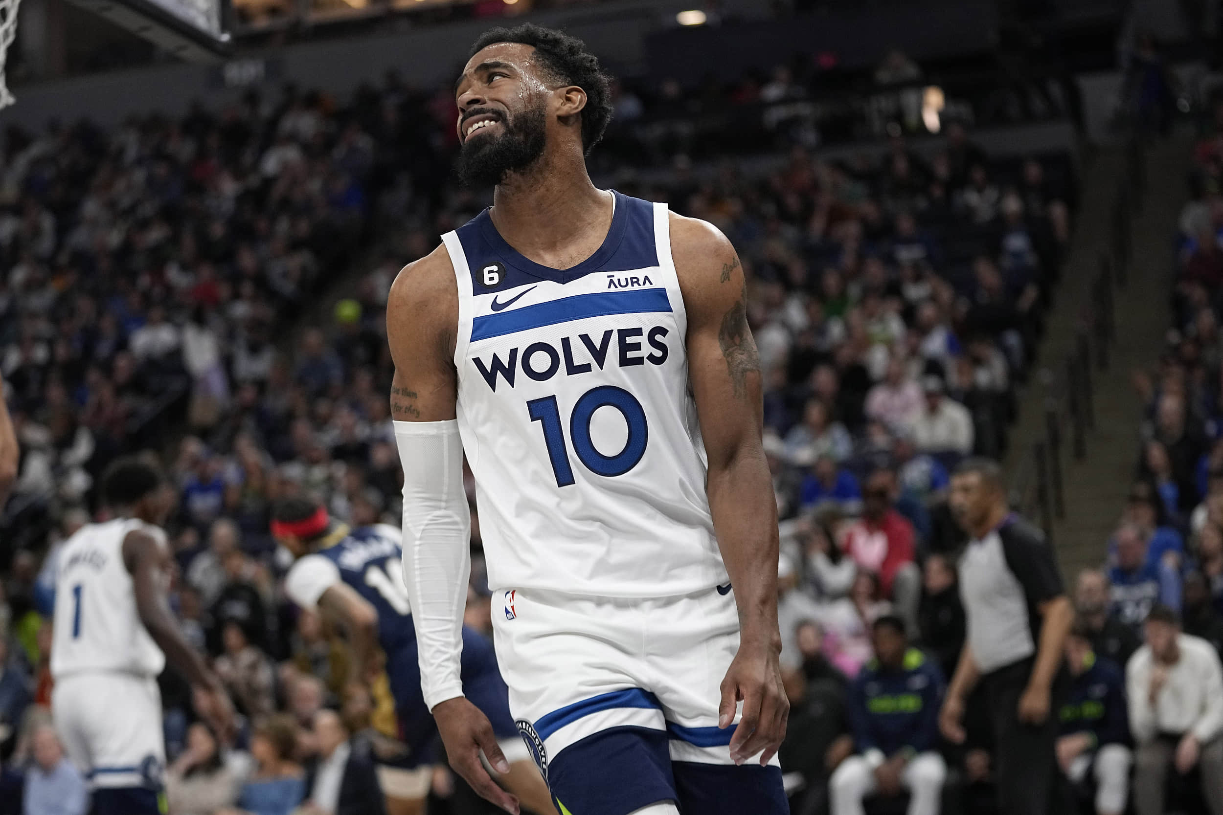 弯道外切再 弯道外切再